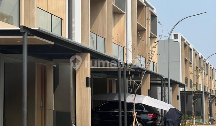 Rumah Bagus di Tanakayu, Cluster Svani, BSD, Tangerang