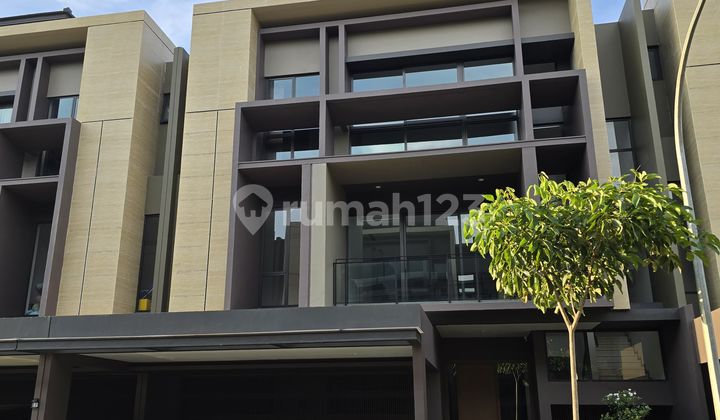 Rumah Bagus di Cluster Kanade, Zora BSD, Tangerang 1