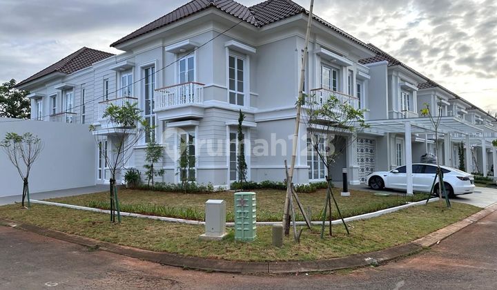 Nice House in Granada Cluster, Menaggio Village, Gading Serpong, Tangerang 2