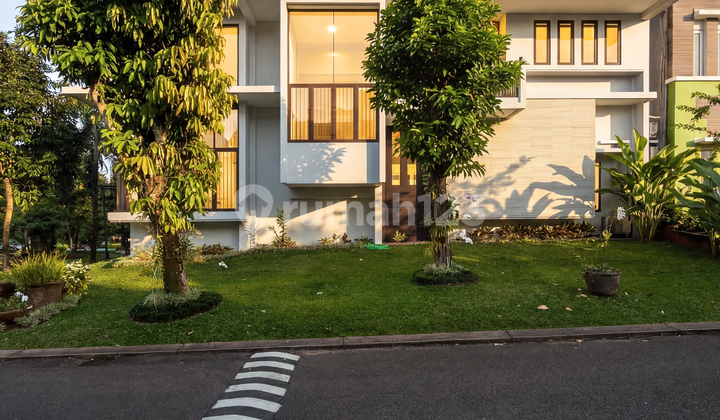 Dijual Rumah Siap Huni 2 Lantai di Blossom Ville, BSD Dijual Rumah Siap Huni 2 Lantai di Blossom Ville, BSD