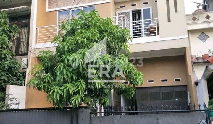 dijual rumah di Kelapa Gading
