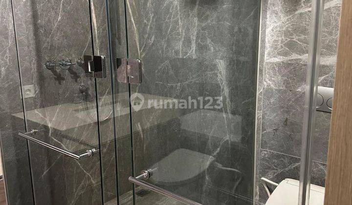 kamar mandi apartement verde two, 2 bed