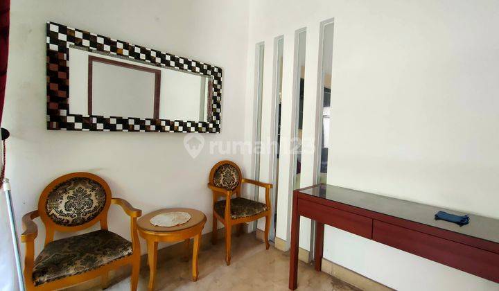 Town House 2LT Semi Furnished Mewah Terawat Siaphuni di Pejaten  2