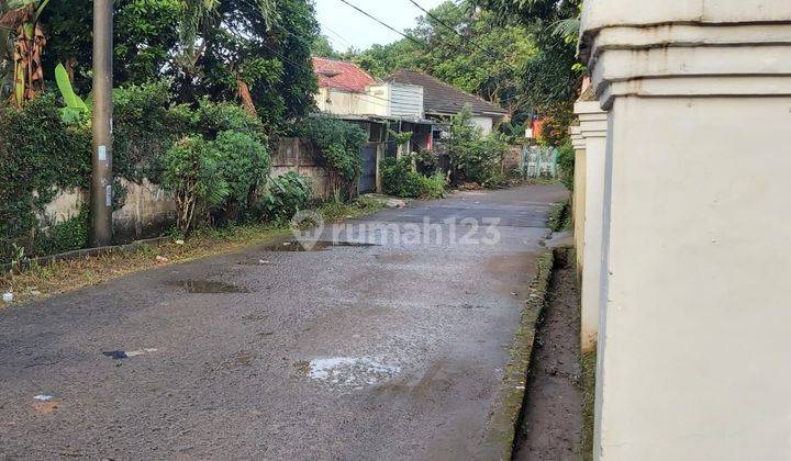 Di Jual Rumah Asri, Taman Luas di Bojong Sari Depok 2