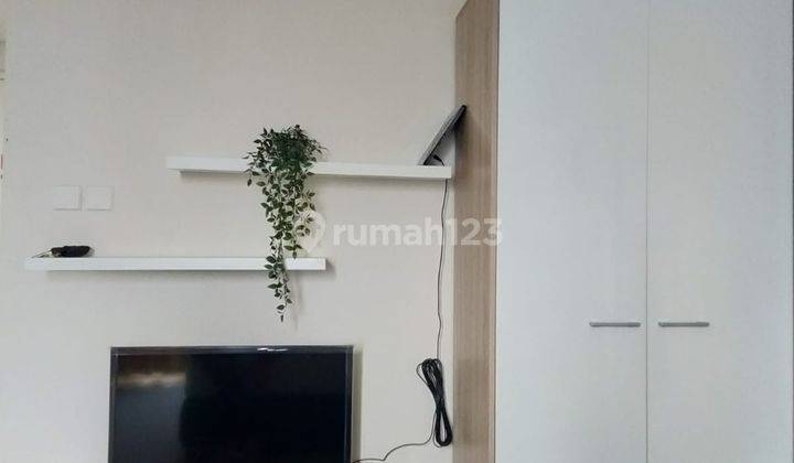 Apartment Breeze Bintaro Type Studio 1br,full Furnished 2