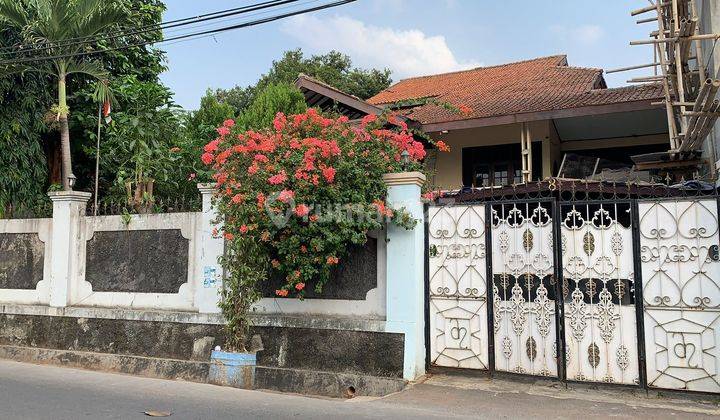 Rumah Mewah 2LT, Luas nan Asri di Lenteng Agung, JakSel 2