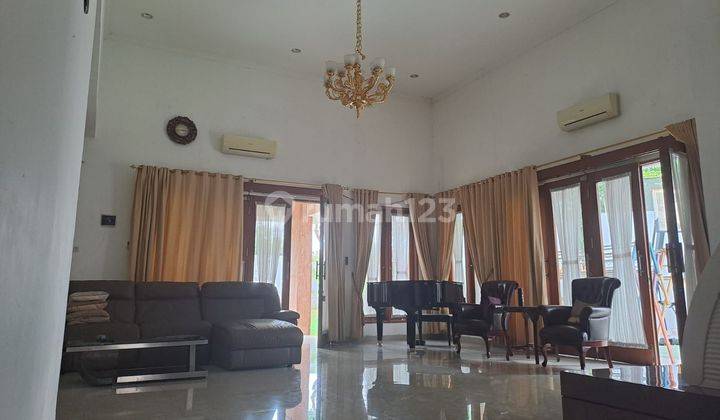 Town House 2,5LT Mewah, Taman Belakang Luas & Sport Area 2