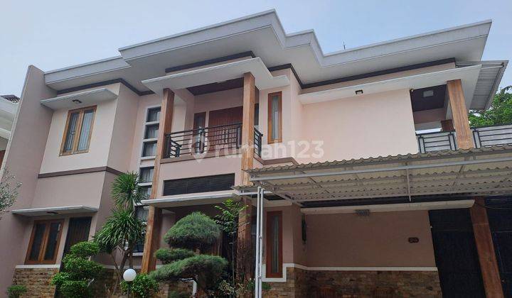 Town House 2,5LT Mewah, Taman Belakang Luas & Sport Area 1