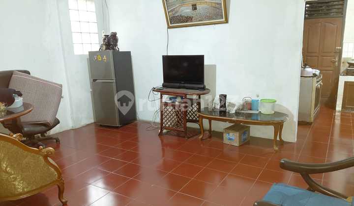Rumah lama 1 lantai, Lokasi Strategis di  Ragunan SHM