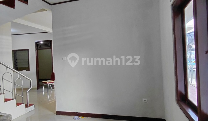 Rumah Bagus 2 Lantai, Kokoh, Siap Huni di Condet, Jakarta Timur SHM 2
