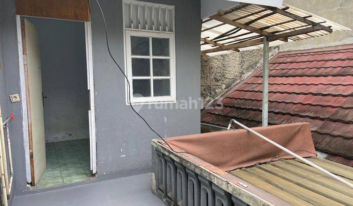 Rumah 2LT Sisi Jalan Solusi Cerdas Untuk Keluarga Dan Usaha  2