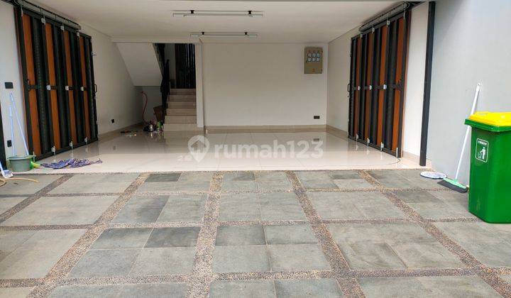 Rumah Modern 2lt Mewah, Pool, Siap Huni, Strategis Kemang Jaksel 2