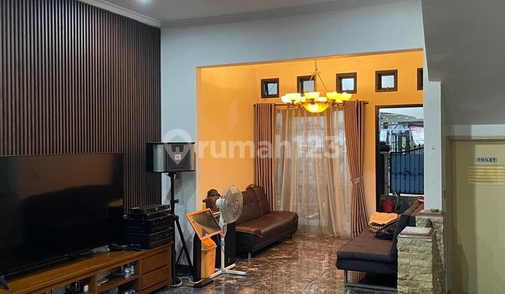 Luxury 2-Story Cluster House, Spacious Yard and Garden in Bogor 2