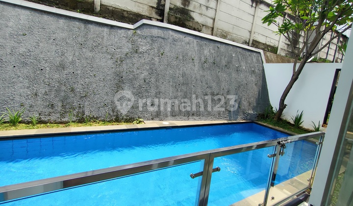 Dijual Rumah di Cilandak 2 Lantai Siap Huni