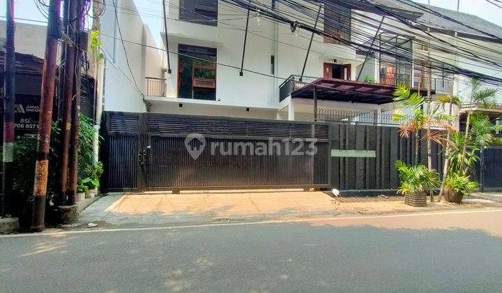 Rumah Modern 3LT Mewah Dan Nyaman, Furnished, Pool, Siap Huni 1