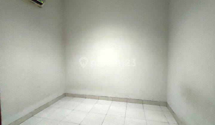 Town House 2LT Terawat, Aman, Nyaman Semi Furnished Siap Huni 2