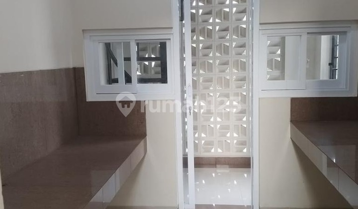 Town House Bagus 2 ,5 Lantai Mezzanine Nyaman dan Aman Dalam Perumahan di Pasar Minggu, Jakarta Selatan 2