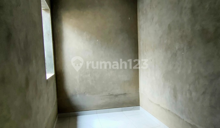 Scandinavian 2 New and Good LT Cluster, Land Certificate in Jagakarsa 2