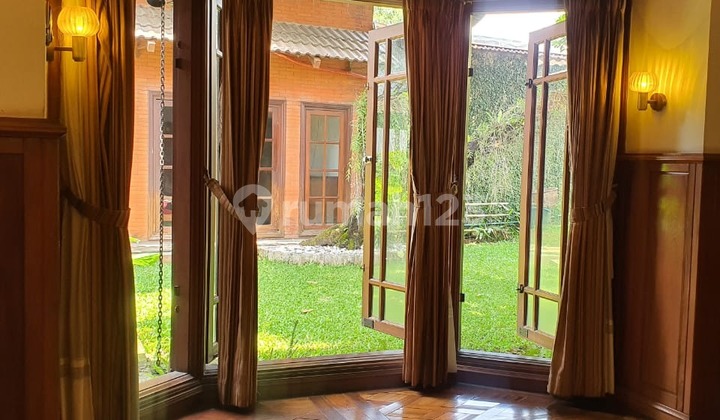 Luxurious 2-Story House, Beautiful, Sturdy, Serene, Comfortable, Ready to Occupy and Spacious, Freehold Title 2