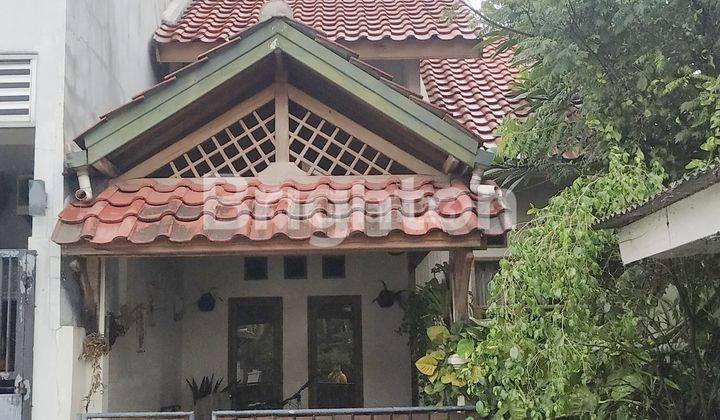 Rumah Adem 2 lantai di Banjar Wijaya 1