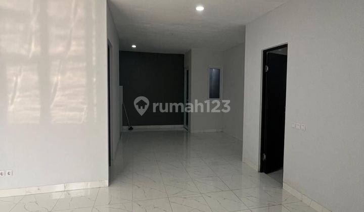  Rumah 2 Lantai Siap Huni Daerah Karawaci Shm 2