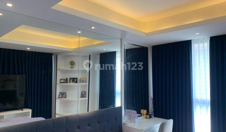 Apartment Gold Coast 3 BR atau Bed room Full Furnished Siap Huni View Bagus 2