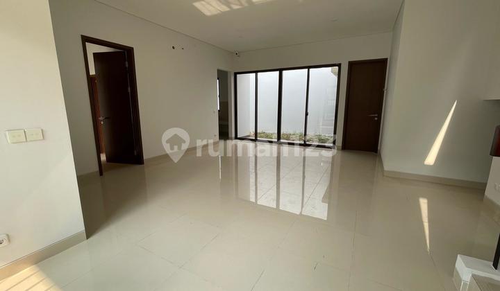 2-Story House With Attic Room in BSD Blizfield 2