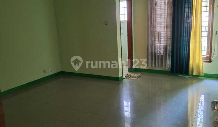 FOR RENT 2-STORY HOUSE IN BATUNUNGGAL BANDUNG COMFORTABLE AND READY TO OCCUPY