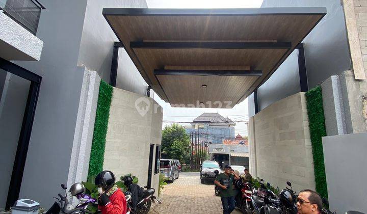 Rumah 3 Lantai Mewah + Rooftop Di Jagakarsa Jakarta Selatan 2
