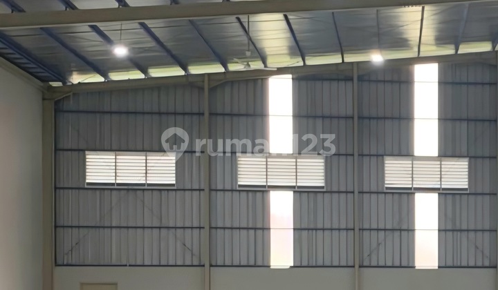 For Sale: Good Warehouse 1680 M2 in Delta Lippo Cikarang Industrial Area, Bekasi