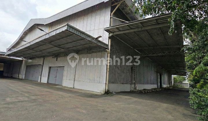 For Rent Factory Warehouse in the MM2100 Industrial Area