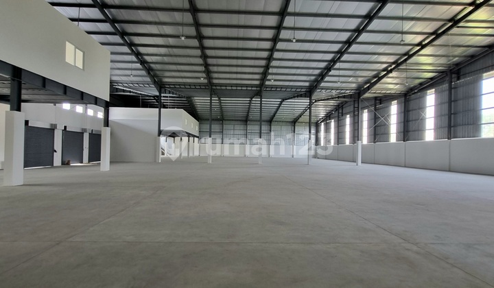 For Sale New Factory Warehouse Nice 3000 M2 in Delta Silicon Industrial Estate Lippo Cikarang Ready to Occupy