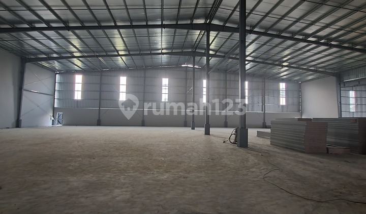 For Sale New 2000m² Warehouse Factory in Delta Silicon Industrial Area Lippo Cikarang, Ready for Occupancy December 2025