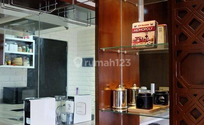 Lokasi Ideal Apartemen Bellevue Suites Radio Dalam 2 KT Furnished 2