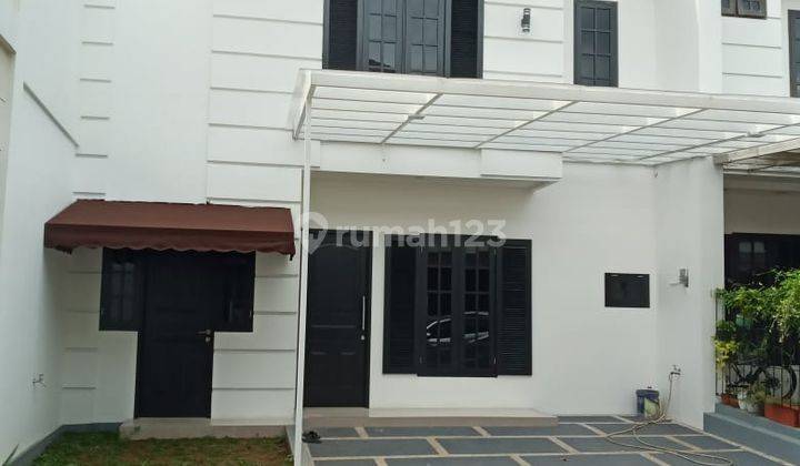 Rumah Lebak Bulus, Cluster One Gate Security, Dekat Mrt 1