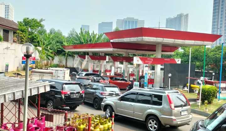 Dijual Dibawah Njop Tanah + Pom Bensin Aktif Di Tb Simatupang Dijual Dibawah Njop Tanah + Pom Bensin Aktif Di Tb Simatupang