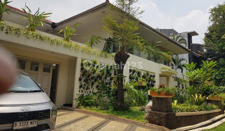 Rumah Mewah di Kemang Dengan Private Pool, Rp 17,25 M 1