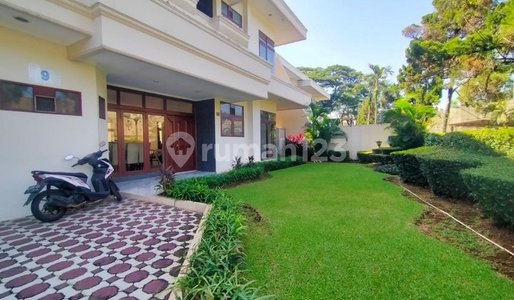 Luxury House With Pool in a Strategic Location TB Simatupang Luxury House With Pool in a Strategic Location TB Simatupang