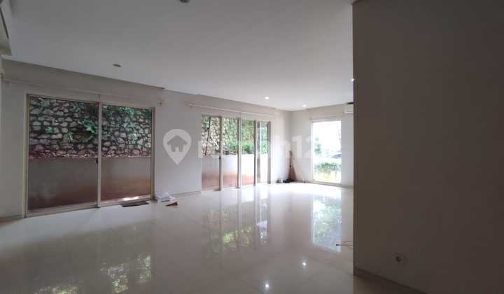 Rumah Sewa Serenia Hook Langka LB 320 m² 2