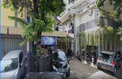 Properti Kost 57 Kamar di Jakarta Selatan, Potensi Tinggi  2