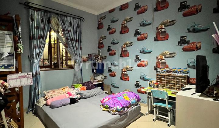 Spacious Layout House in Cinere, Complete with SHM & Building Permit 2