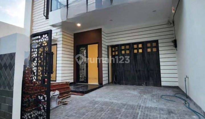 Dijual Rumah Mewah strategis 2lantai di Cipinang Jakarta Timur 1