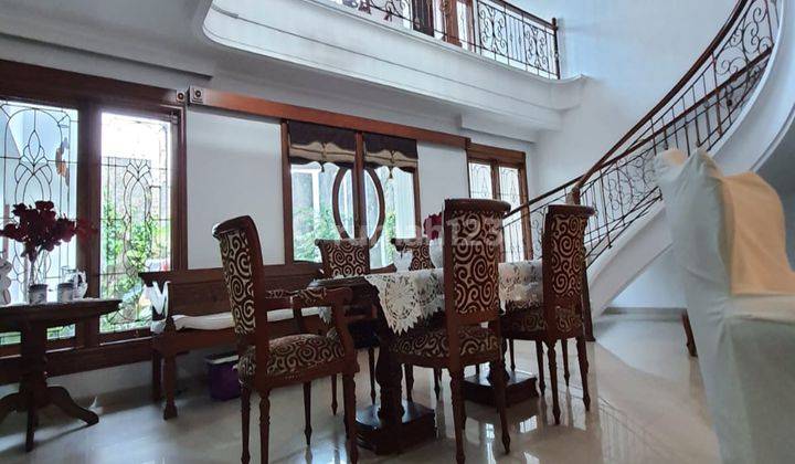 Dijual Rumah Nyaman Mewah Semi Furnish Di Bintaro Tangerang Selatan 1