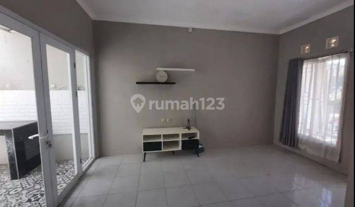 Rumah di Jl karyawangi Parongpong SHM Bagus 2