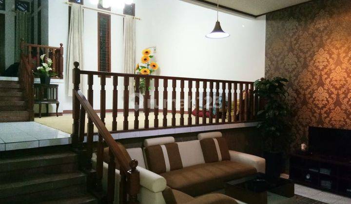 Rumah 2 Lantai Bagus Furnished Sarijadi Bandung 1