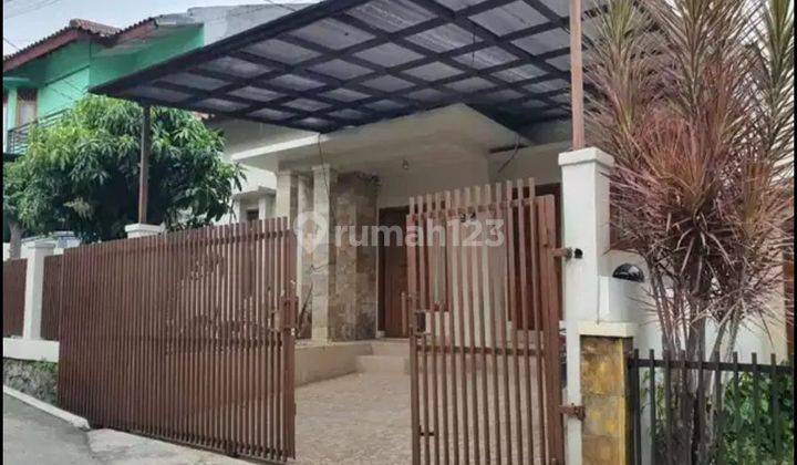 Rumah Bagus sewa daerah Sariwangi Bandung  1