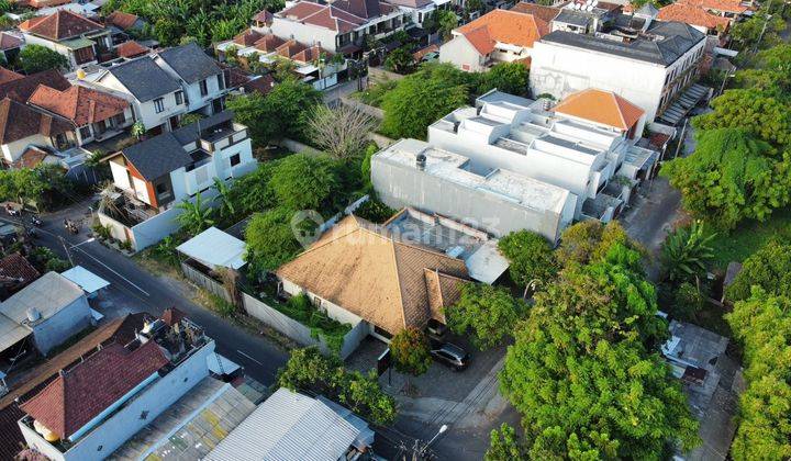 SURE DEAL FOR SALE BONUS BUILDING LAND LOCATION DEWI MADRI RENON SOUTH DENPASAR 
 2