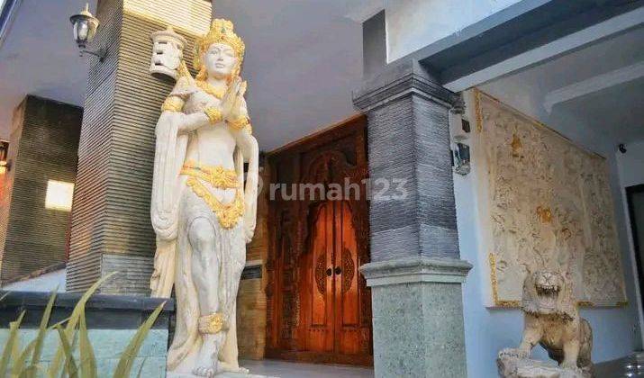 PASTI DEAL DI JUAL VILLA LOKASI PADANGGALAK DENPASAR TIMUR
 1