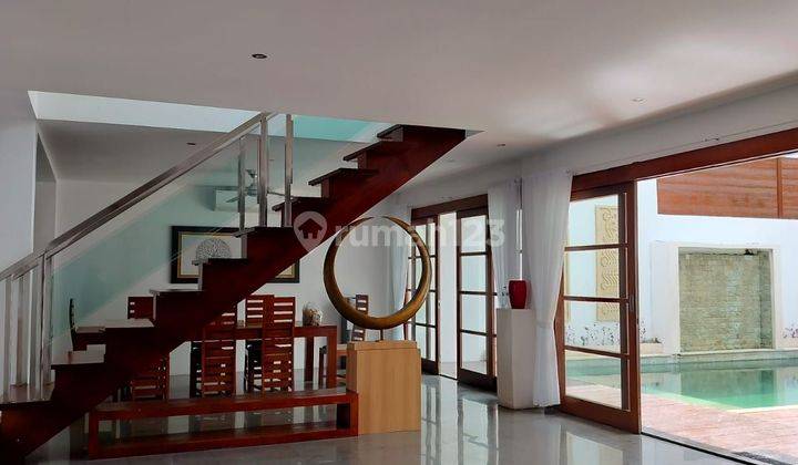 DEFINITELY A DEAL FOR SALE VILLA IN SEMINYAK KUTA BADUNG LOCATION 2