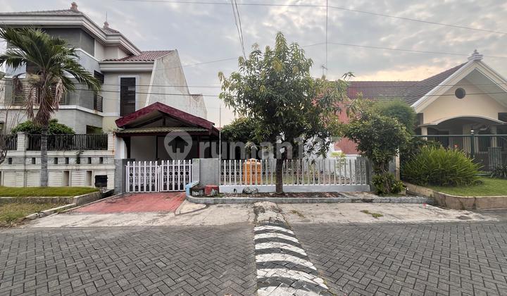 Rumah Besar Halaman Luas + Perabot Klasik di Gayung Kebonsari Wiyung Rumah Bagus SHM di Perumahan Gayung Kebonsari Injoko, Jl. Gayung Kebonsari Xii, Ketintang, Gayungan, Kota Surabaya, Jawa Timur, Indonesia, 60231, Wiyung